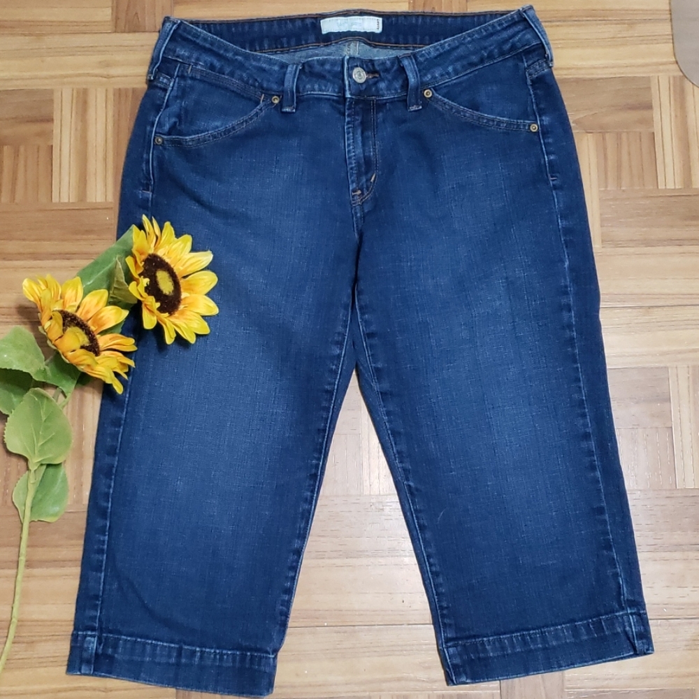 LEVI'S capri's - Picture 2 of 5